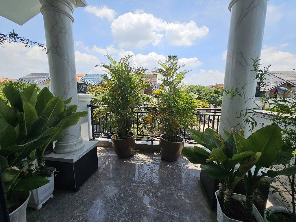 BÁN BIỆT THỰ NGAY GLOBAL CITY - TRUNG TÂM Q.9 - GIÁ 19.5 tỷ